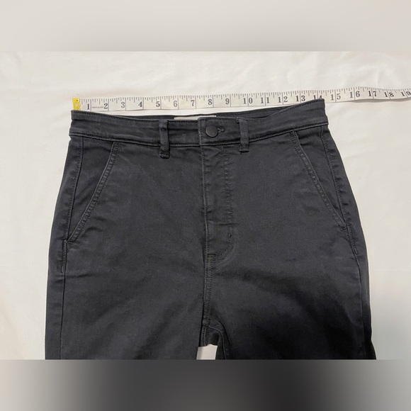 ✨Host Pick✨Everlane The Slim Leg Crop Pant in Washed Black - Picture 10 of 15